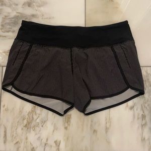 Lululemon runtimes 4 inch inseam shorts